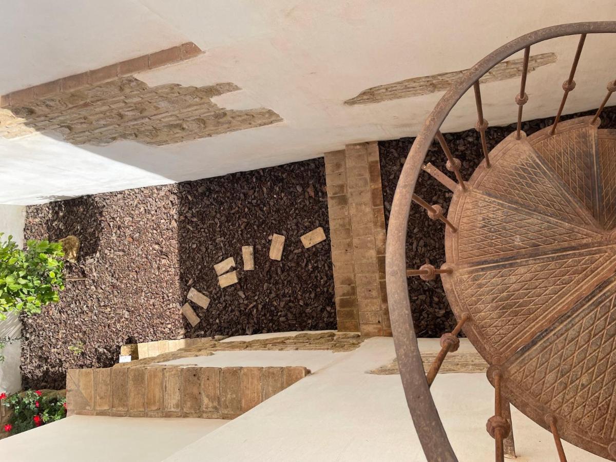 Апартаменты La Casa De La Escalera 2 Кордова Экстерьер фото